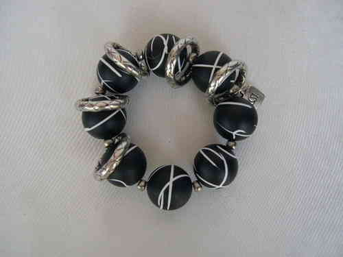 bracelett Ø55mm with black and white pearls 24mm and silver rings