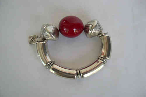 bracelett Ø55mm, with silver curves 15x34 mm, silver gyroscope 26x21mm and red pearls 30mm
